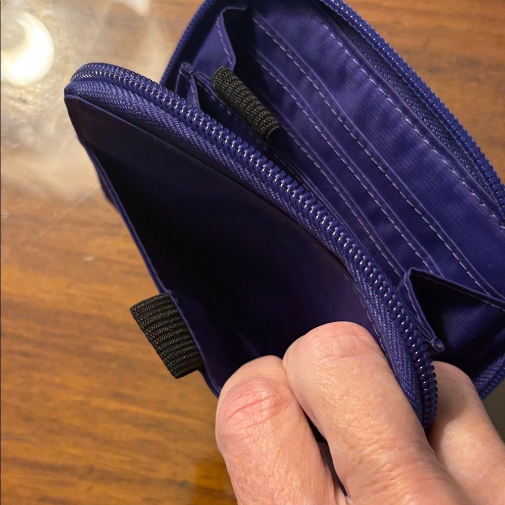 Big Skinny Lynx Purple Key & Card Holder - Picture 7 of 7